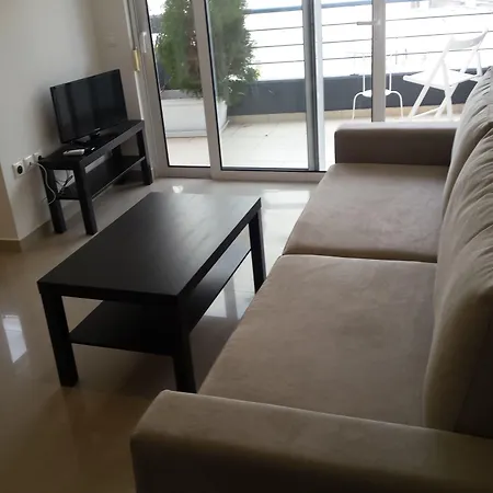 Elvita Apartments 2-2